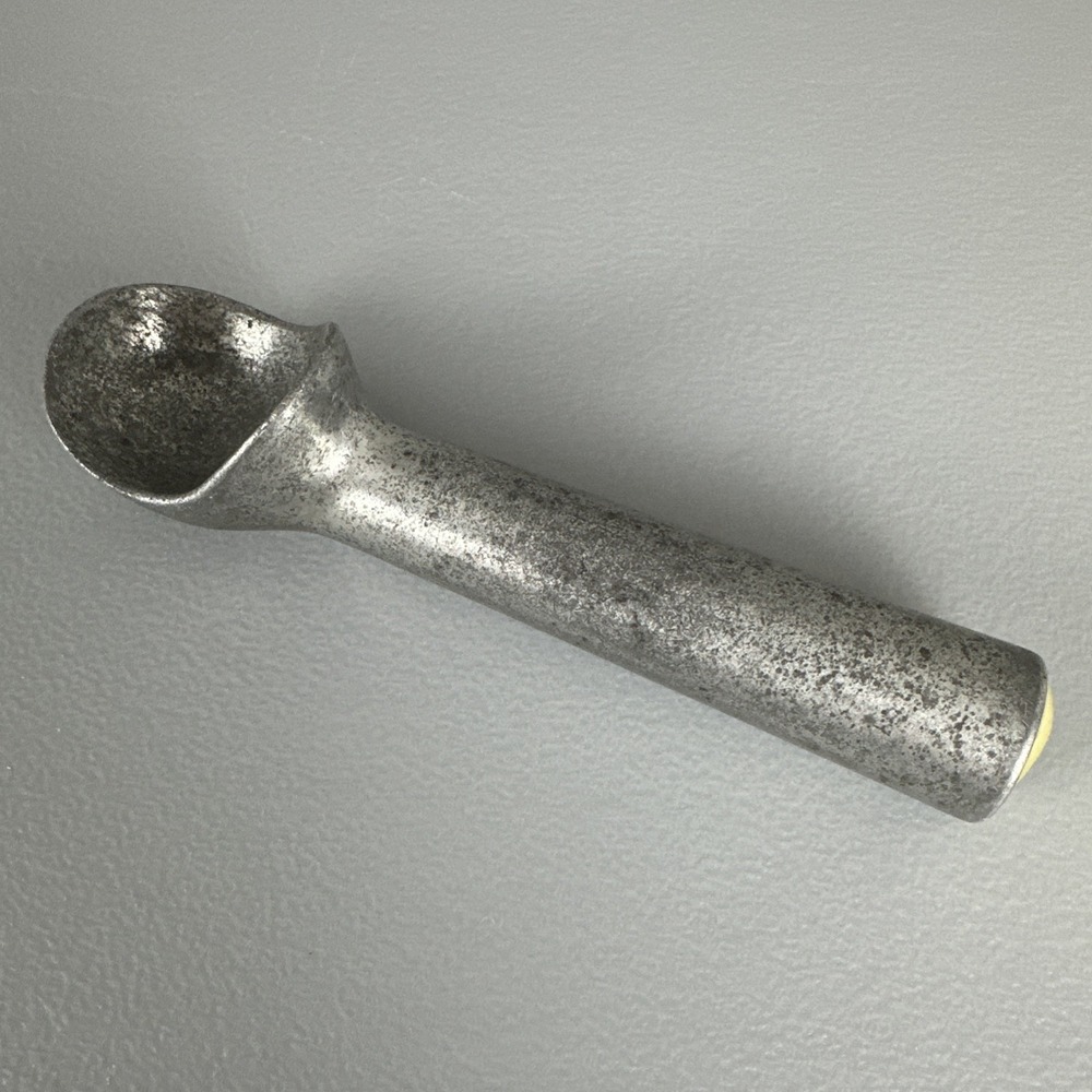VTG Pampered Chef Ice Cream Dipper Scoop 2730 Liquid Filled USA Retired